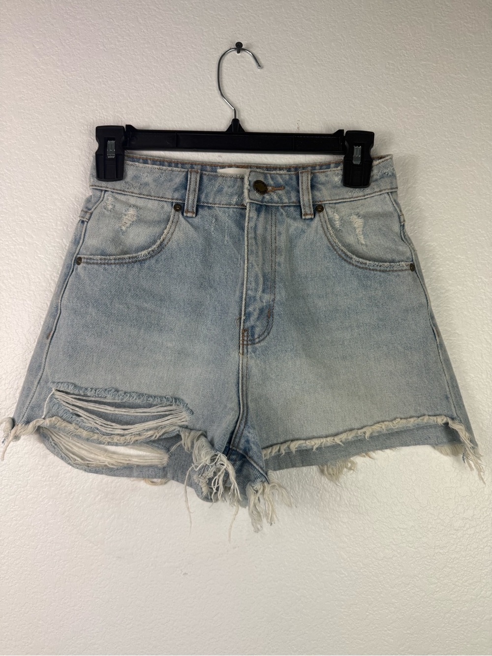 Rolla’s duster high rise slim Distressed Denim Shorts Cutoff size 24